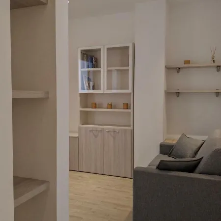 Del Papa Apartment *